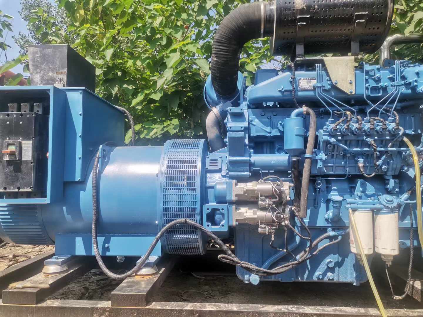 宣化详细说明降低 800kW 柴油发电机输出电流波动的方法